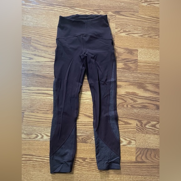 Lululemon leggings - Picture 1 of 2